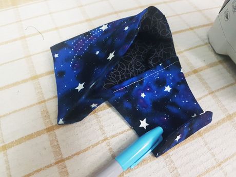 How to Make a Mask Using the Olsen Mask Pattern Picture 6