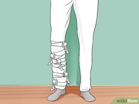 How to Make a Mummy Costume Picture 15