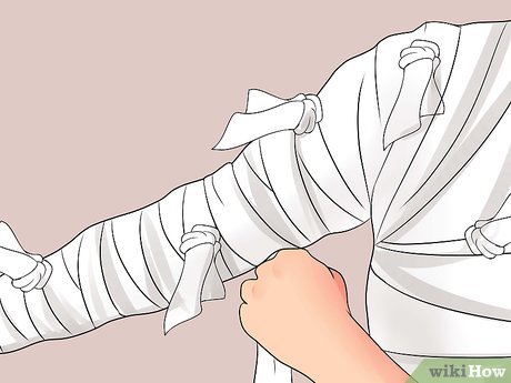 How to Make a Mummy Costume Picture 17