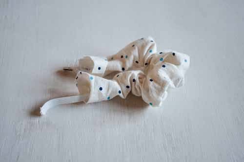 How to make a rabbit's hair tie to a sister on October 20 Picture 7