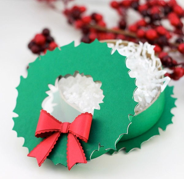 How to make Christmas gift boxes simple and beautiful Picture 12