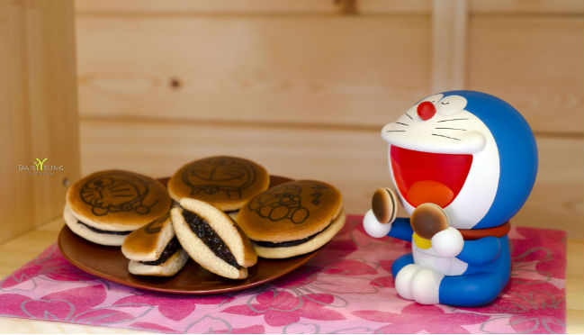 How to make Doremon donuts (Dorayaki cake) with convenient mixes Picture 2