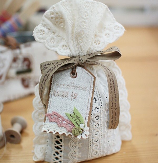 How to make fragrant fragrant bags for mothers on Vietnamese Women's Day 20-10 Picture 7