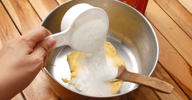 How to make simple and delicious rose biscuits for Vietnamese Women's Day 20 - 10 Picture 2