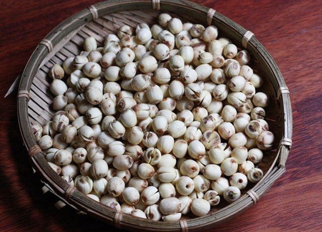 How to make traditional baked Mid-Autumn Moon cake at home Picture 6