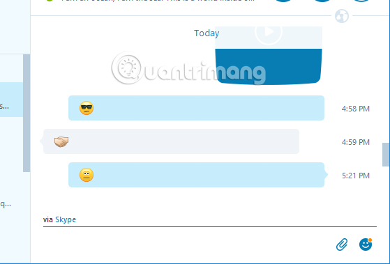 How to minimize emoticons when chatting on Skype Picture 4