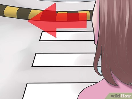 How to Navigate a Roundabout Picture 12