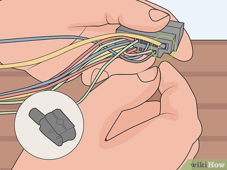 How to Open a Molex Connector Picture 5