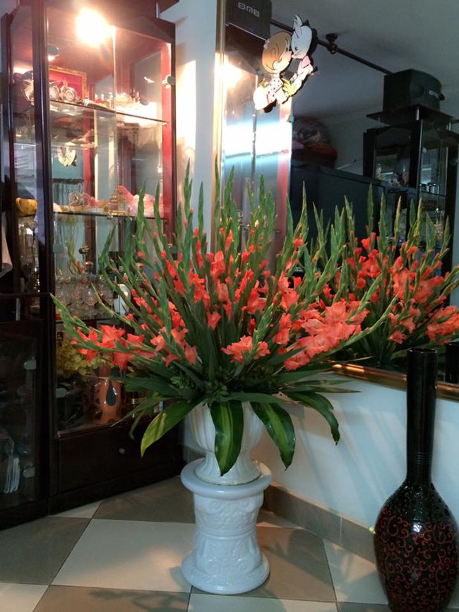 How to plug a vase of flowers to glimpse 'thousand hands' beautiful, playing on Tet Picture 4