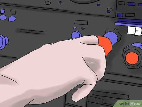 How to Prepare to Fly an Airplane in an Emergency Picture 12