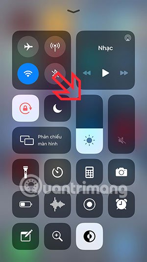 How to quickly turn on dark mode on iPhone using Control Center Picture 7