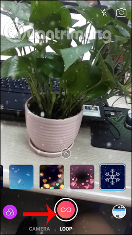 How to record videos repeatedly on Zalo Picture 3