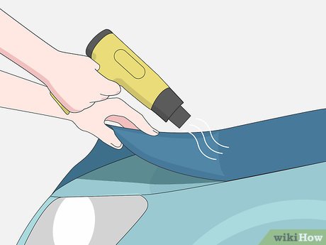 How to Remove a Wrap from a Car Picture 5