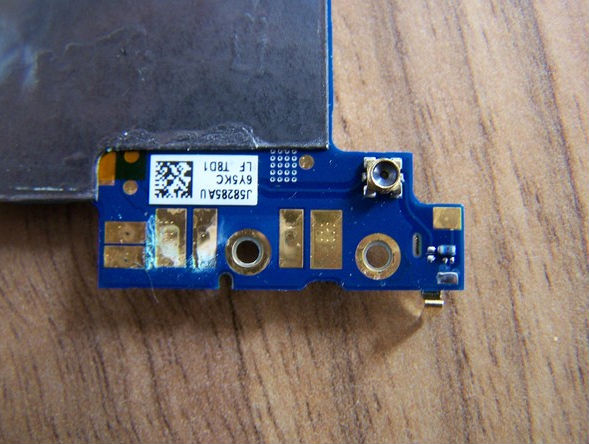 How to remove and repair iPhone contaminated with water and liquid Picture 9