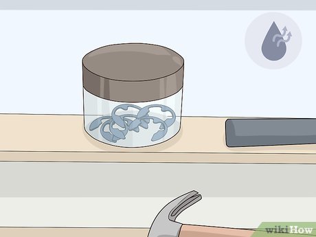 How to Remove E Clips Picture 3