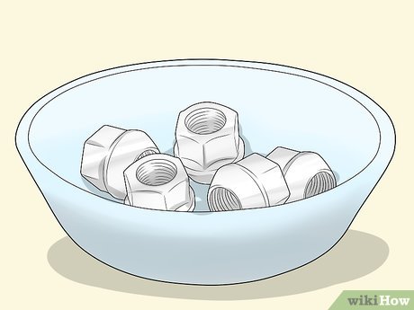 How to Remove Lug Nuts and Tires Picture 4