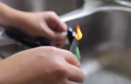 How to remove the simplest anti-theft clothes at home Picture 22