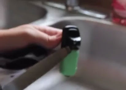 How to remove the simplest anti-theft clothes at home Picture 23