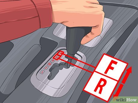 How to Reverse Into a Car Parking Space Picture 6