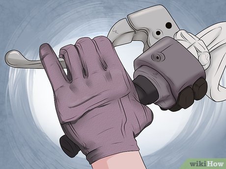 How to Ride a Motorcycle (Beginners) Picture 7