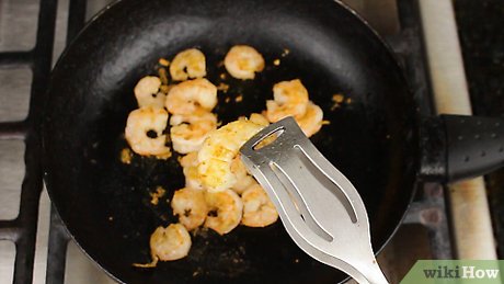 How to Saute Shrimp Picture 1