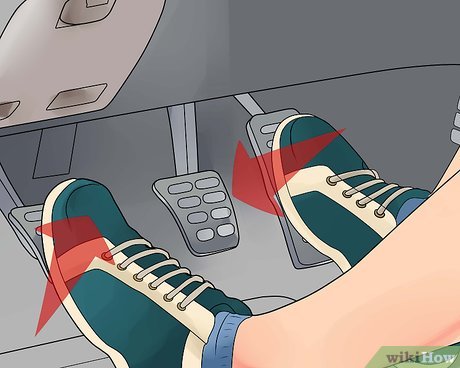 How to Shift a Semi Truck Picture 5