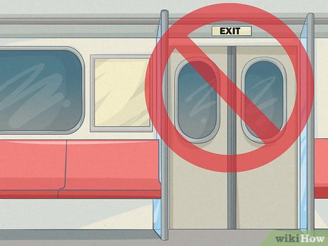 How to Sleep on Public Transport While Traveling Picture 3
