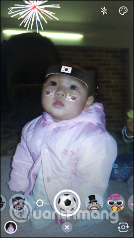 How to take a picture of the 2018 World Cup effect on Messenger Picture 6