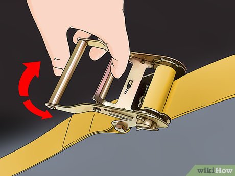 How to Tie Down a Car on a Trailer Picture 16