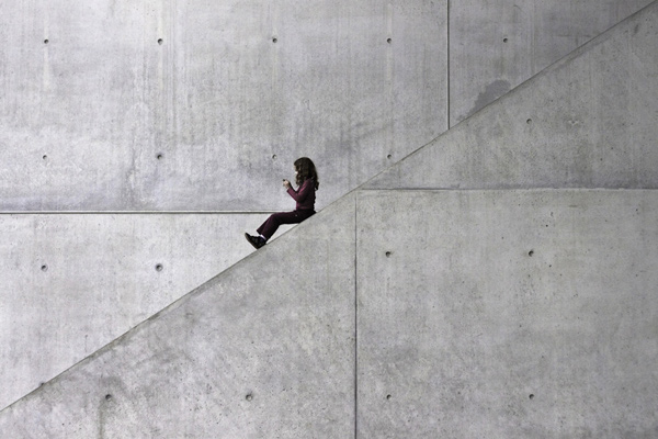 How to turn the photo into a more artistic minimalist style Picture 4