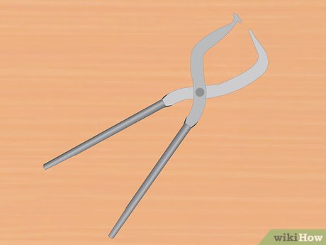 How to Use Brake Spring Pliers Picture 1