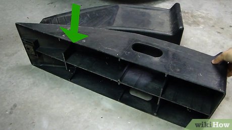 How to Use Car Ramps Picture 6