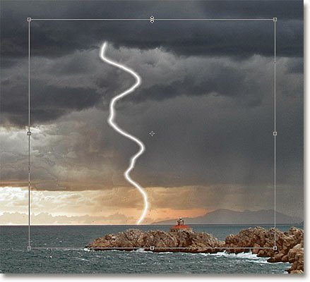 How to use Photoshop CS5 - Part 26: Create a lightning effect Picture 33