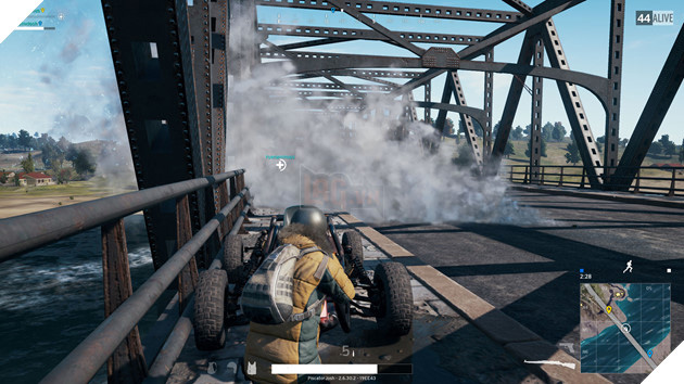 How to use smoke bomb effectively in PUBG Picture 4