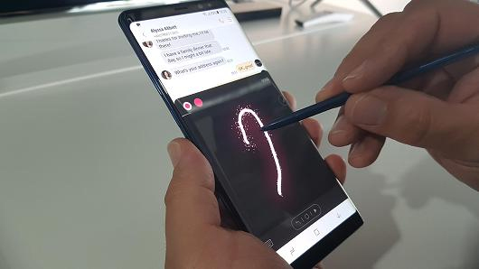 How to use the S Pen on the Galaxy Note 8 Picture 1