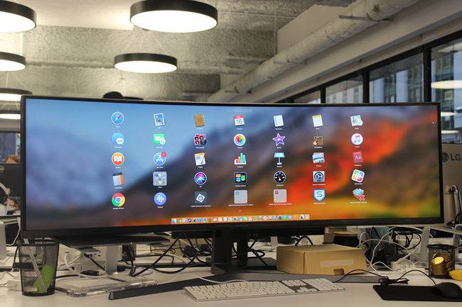 How will websites, YouTube and apps show up on this super-wide screen with this 32: 9 ratio? Picture 16