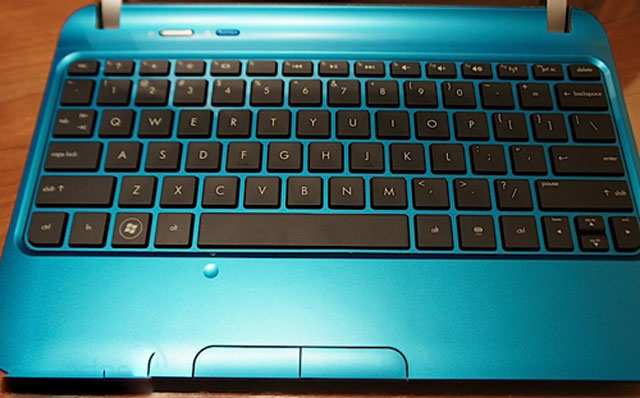 HP Mini 210 is small, cheap Picture 5