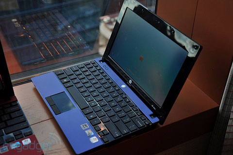 HP out touch screen netbook Picture 10