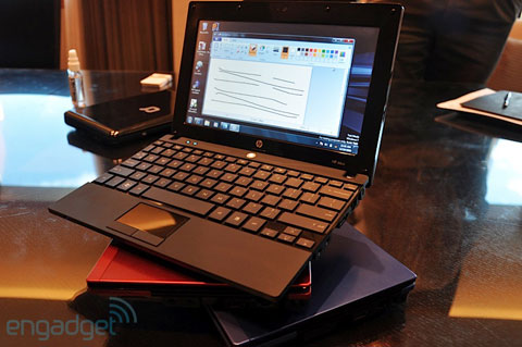HP out touch screen netbook Picture 3