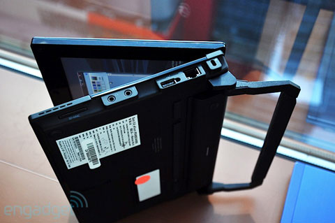 HP out touch screen netbook Picture 6