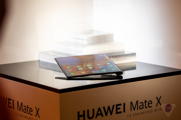 Huawei has just launched Mate X, a compact, beautiful screen smartphone, 5G connection and slimmer than Galaxy Fold Picture 15