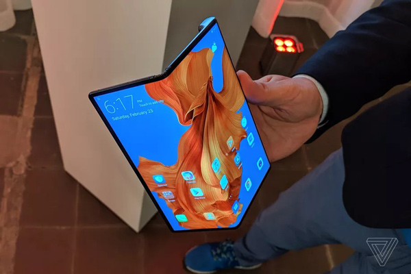 Huawei has just launched Mate X, a compact, beautiful screen smartphone, 5G connection and slimmer than Galaxy Fold Picture 8