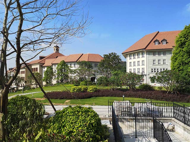 Huawei is 'copying' both European architecture? Picture 4