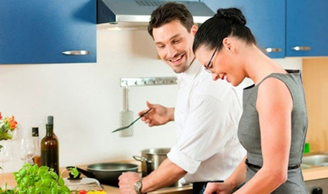 Husbands should choose appropriate gifts to give their wives on October 20 Picture 3