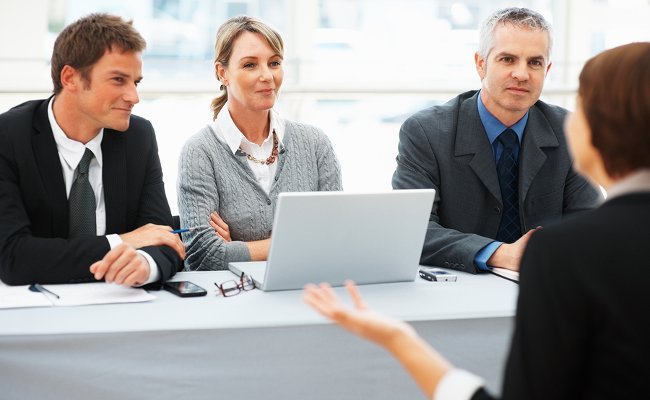 In addition to skills and experience, you should show employers about these things Picture 2