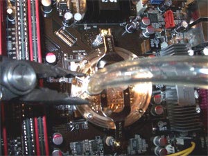 Install water cooling system for computers Picture 4