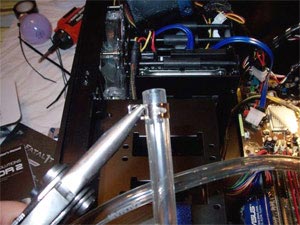 Install water cooling system for computers Picture 5