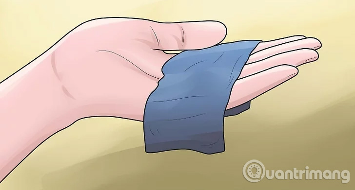 Instructions for cleaning laptop screens are extremely simple at home Picture 2