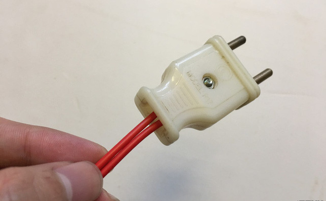 Instructions for homemade bath heating lamps simple and safe with just over VND 100,000 Picture 9