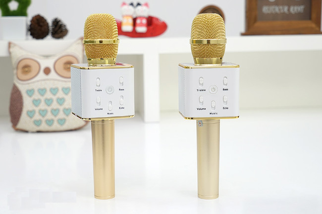 Instructions for installing bluetooth microphones on smartphones to sing karaoke Picture 1